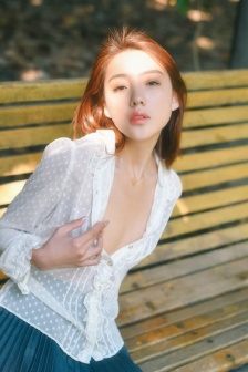 蓝海少女